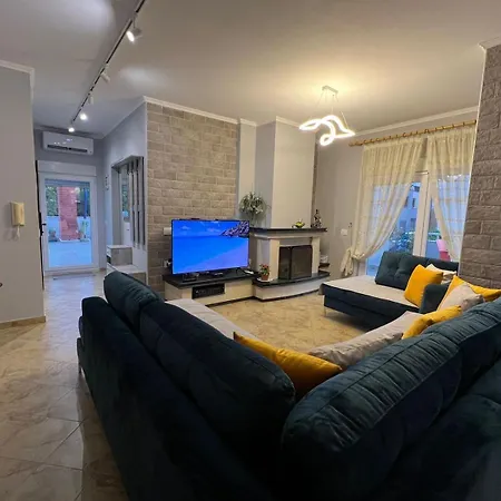 Deluxe Penthouse Golem - Mali I Robit Golem (Tirana)
