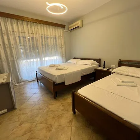 Deluxe Penthouse Golem - Mali I Robit * Golem (Tirana)