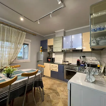 Deluxe Penthouse Golem - Mali I Robit * Golem (Tirana)
