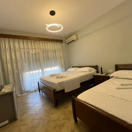 Deluxe Penthouse Golem - Mali I Robit * Golem (Tirana)